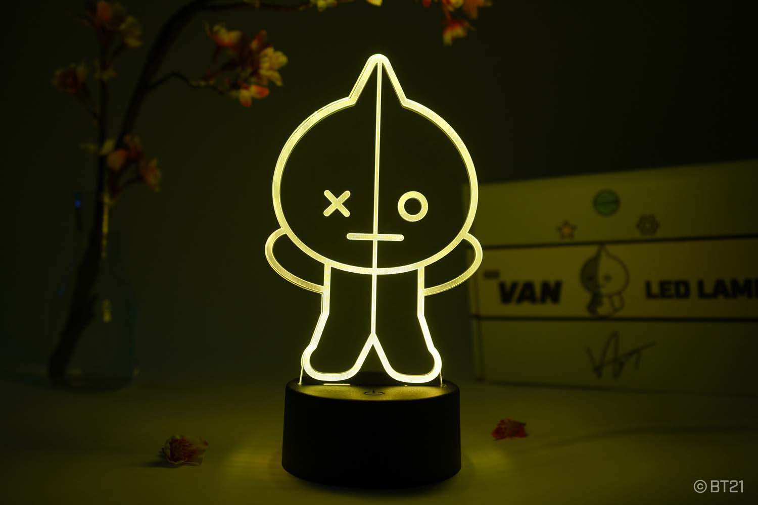 VAN LED LAMP (BT21)